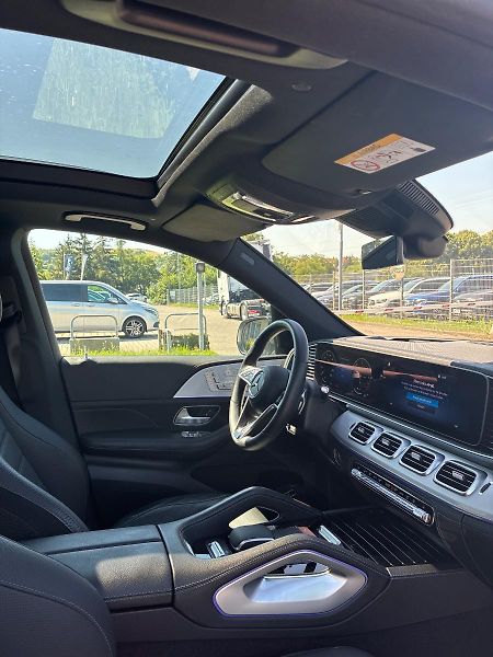 Mercedes-Benz GLE (2024) 350 de 4MATIC - fotka 7 z 13