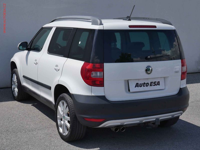 Škoda Yeti (2012) 1.4TSi, Ambition, TZ, panor - fotka 6 z 14