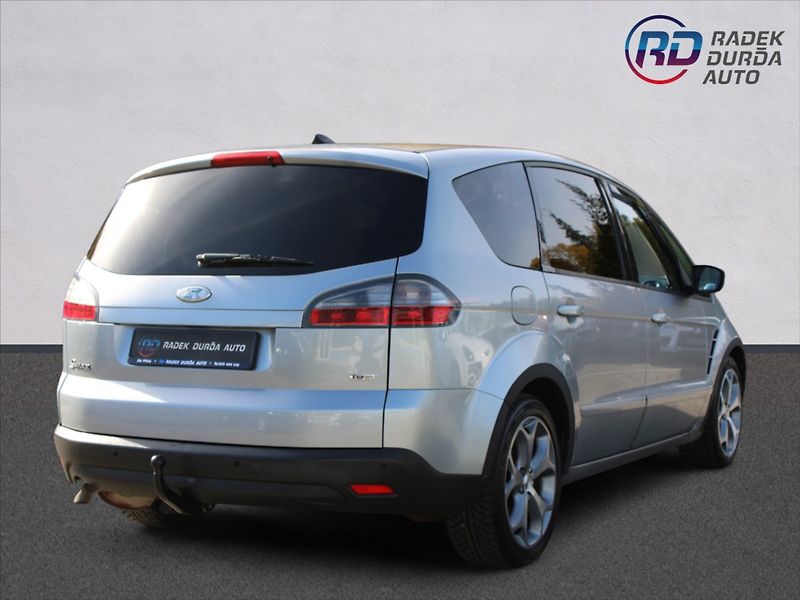 Ford S-MAX 2,0 TDCi  TAŽNÉ - fotka 5 z 23