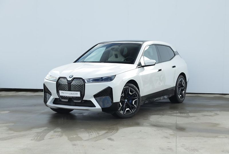 BMW iX xDrive50 - fotografie inzerátu