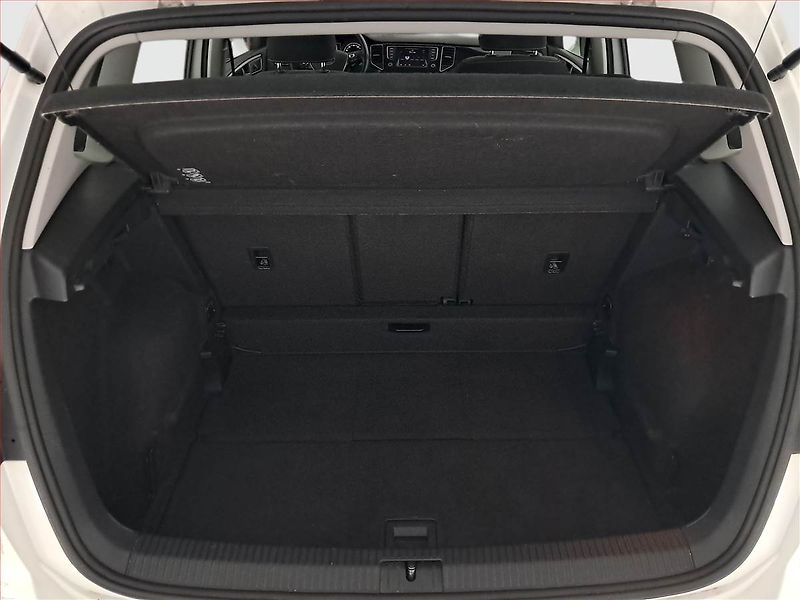 Volkswagen Golf Sportsvan (2014) 1.4 TSI, ČR,1.maj, Bi-Xenony - fotka 14 z 19