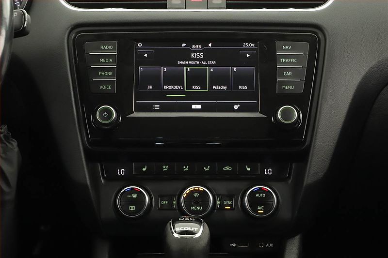 Škoda Octavia (2017) Scout 2.0 TDI, 4X4, Automat - fotka 9 z 13