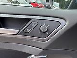 Volkswagen Golf (2015) 1.6TDi,DSG,rezervace - náhled 34