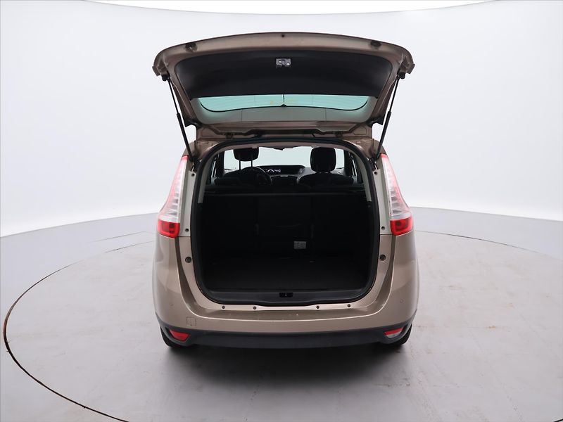 Renault Grand Scénic 1.2 TCe 97kW CZ Limited Navi - fotka 9 z 31