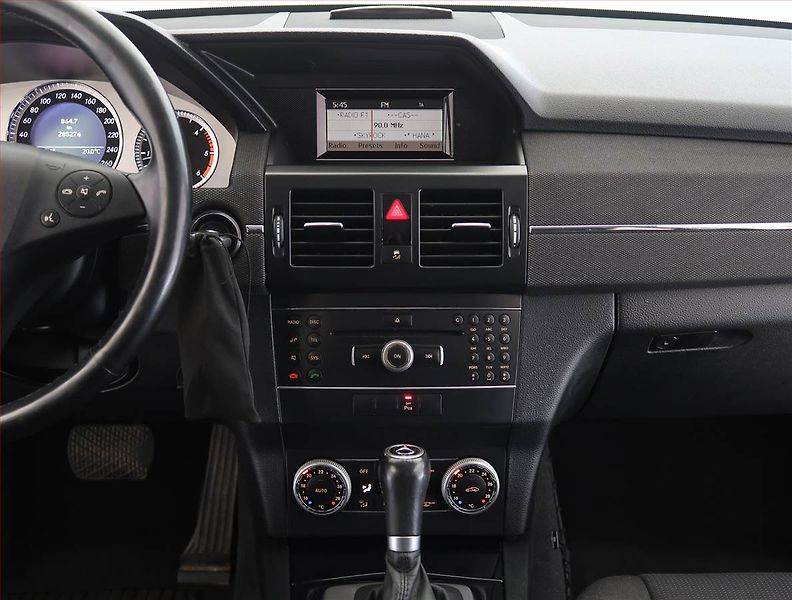 Mercedes-Benz GLK (2010) 220 CDI, 4X4, Automat - fotka 12 z 22
