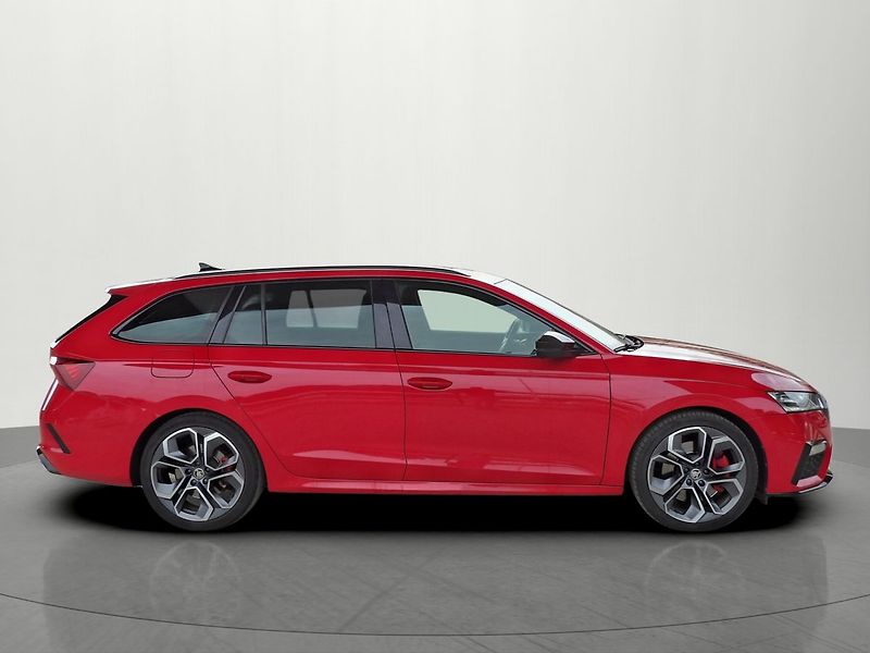 Škoda Octavia 2.0 TSI 180kW DSG RS ČR DPH - fotka 5 z 29