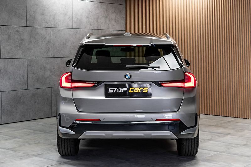 BMW X1 xDrive20d TAŽNÉ*ZÁRUKA*ČR 1.M* - fotka 5 z 43