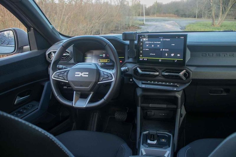 Dacia Duster se letos začala prodávat ve třetí generaci.
