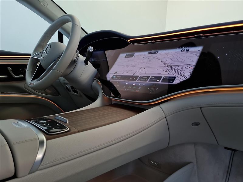 Mercedes-Benz EQS 580 4MATIC AMG Line - fotka 16 z 23