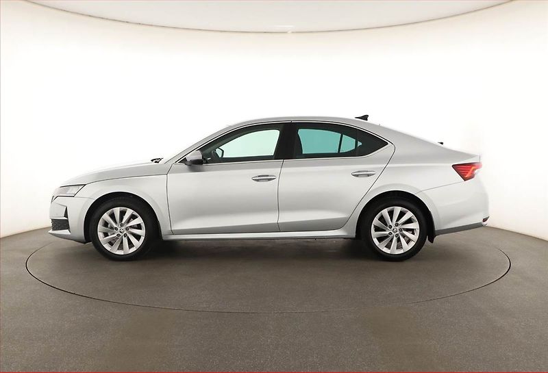 Škoda Octavia (2024) Top Selection 2.0 TDI - fotka 3 z 20