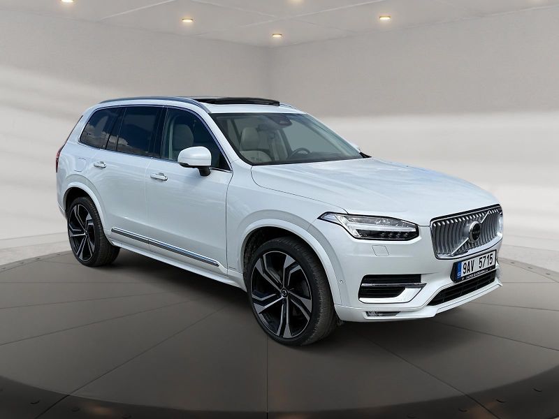 Volvo XC90 (2023) ULTIMATE BRIGHT B5 D 173kW AWD - fotka 3 z 11