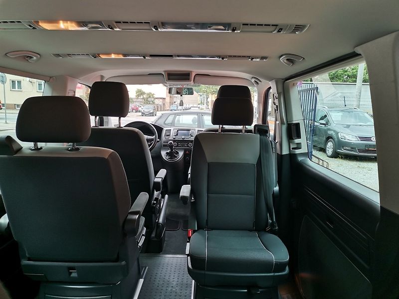 Volkswagen Multivan (2014) 2.0TDi 103kw 7m. NAVI PDC TZ - fotka 22 z 30