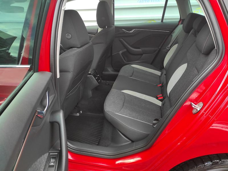 Škoda Scala 1,0TSi 85kW, Top Selection, ČR - fotka 14 z 47