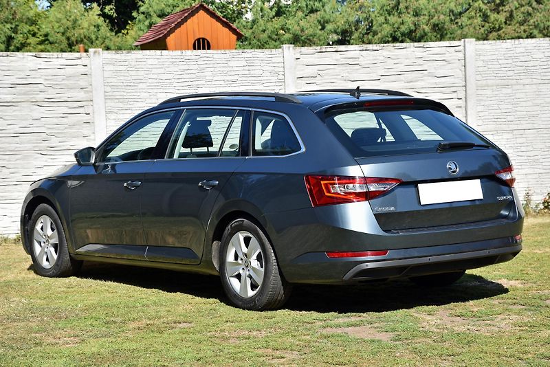 Škoda Superb 2.0 TDi CR,DKLIMA,VÝHŘEV,TEMP - fotka 4 z 50
