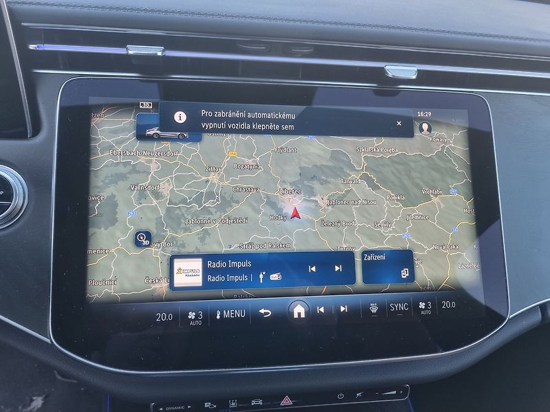 Mercedes-Benz Třídy E E 220 d AMG 4MATIC - fotka 11 z 22