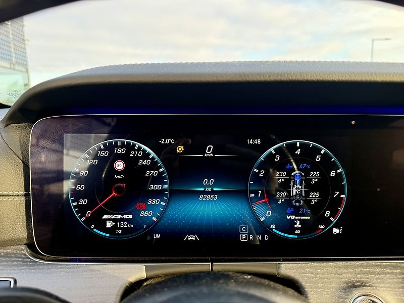 Mercedes-Benz AMG GT (2020) 63 4MATIC+ - fotka 28 z 44