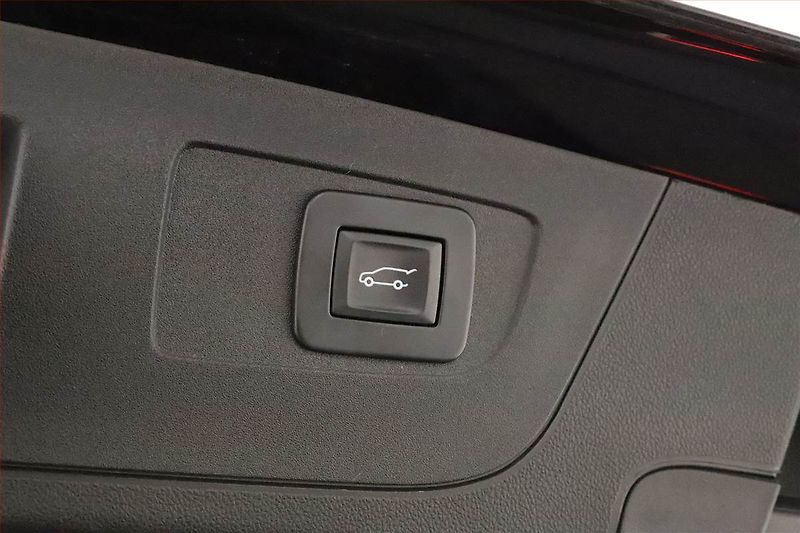 Audi Q5 (2021) S line 40 TDI - fotka 15 z 23