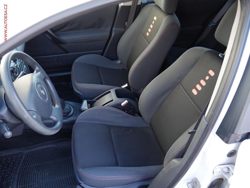 Renault Mégane (2007) 1.4i, 1.maj,ČR, Klima - fotka 9 z 14