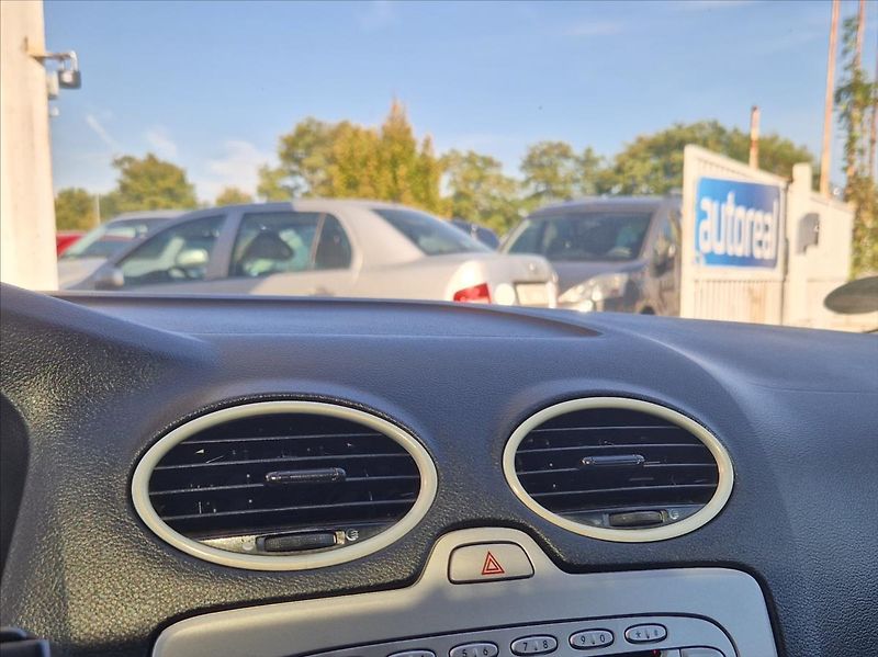 Ford Focus 1,6 TDCi NOVÉ TURBO+OLEJ TAŽNÉ - fotka 32 z 37