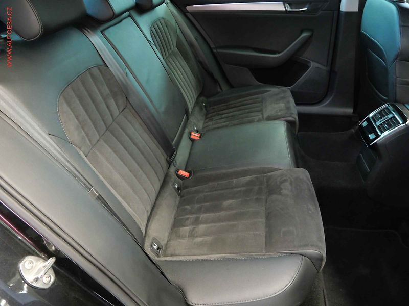 Škoda Superb (2019) 2.0 TDI, DSG, navi, xenon - fotka 12 z 22