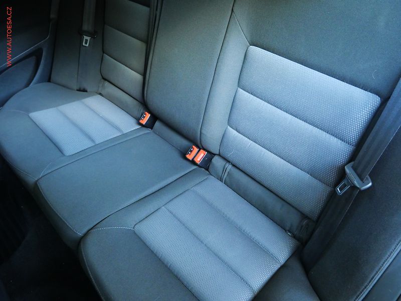 Škoda Octavia (2008) 1.9TDI, ČR, autoAC - fotka 10 z 16