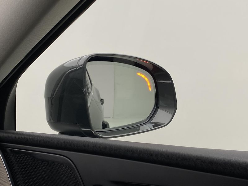 Volvo XC60 B4 AWD INSCRIPTION AUT  - fotka 38 z 50