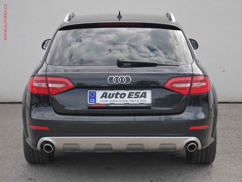 Audi A4 Allroad (2012) 3.0 TDi quattro, AT, bixen - fotka 5 z 20