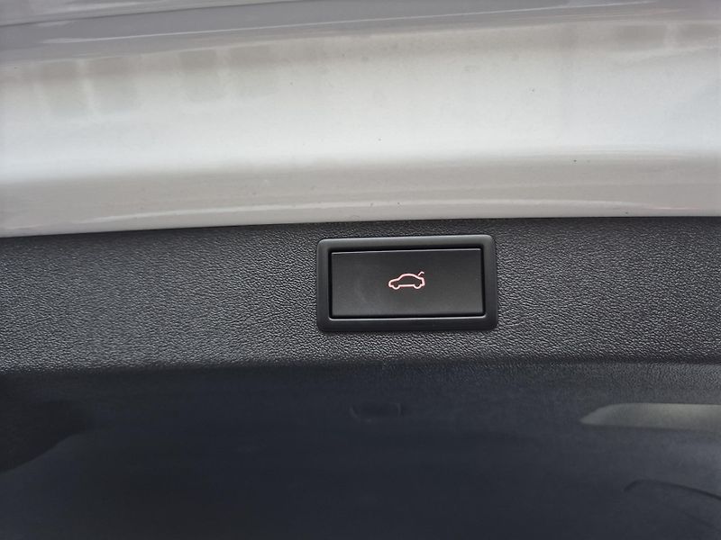 Škoda Enyaq ZAMLUVENO ! TZ SOH 98% - fotka 43 z 46