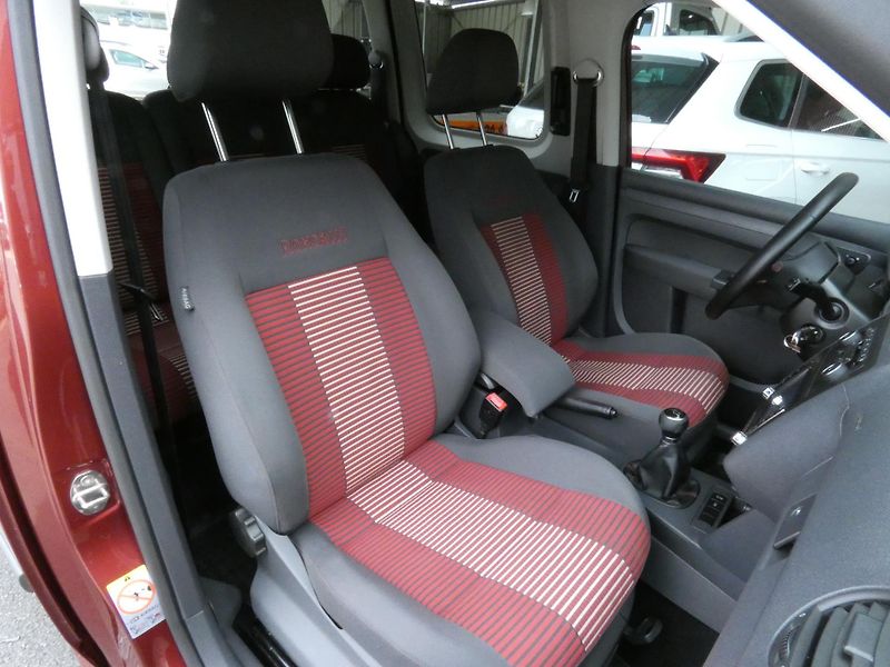 Volkswagen Caddy (2011) 1,6 l LPG - fotka 20 z 30