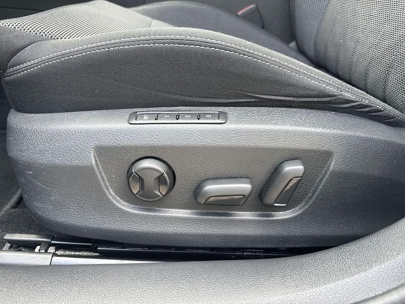 Škoda Superb (2023) Combi 2.0 TDI DSG Style - fotka 26 z 35