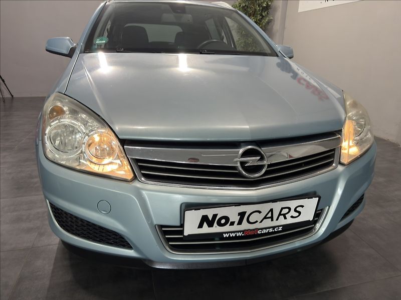 Opel Astra 1,6   i H KLIMATIZACE TEMPOMAT - fotka 31 z 36