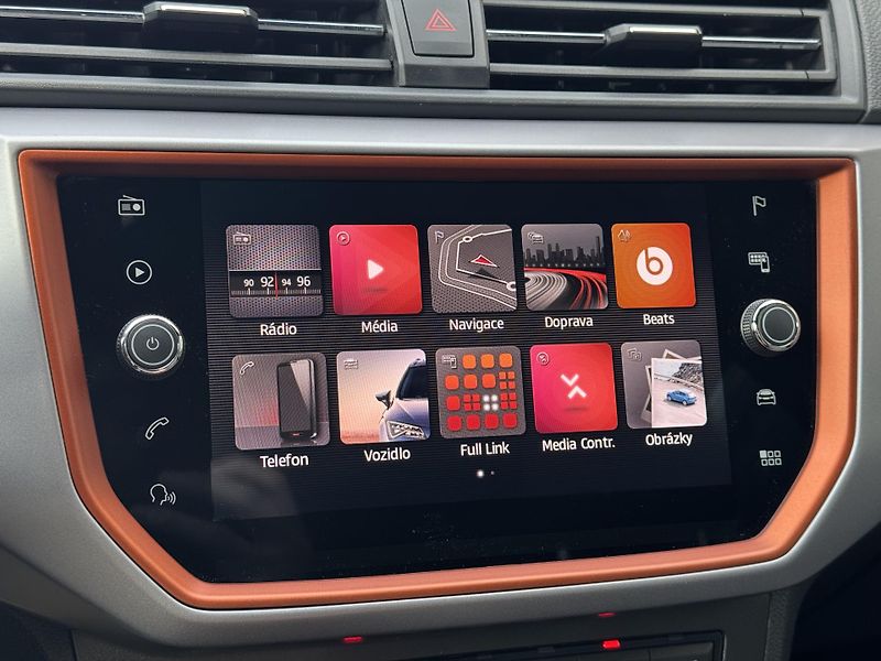 Seat Arona (2019) 1.0TSi 85kW DSG, Virtual - fotka 34 z 54