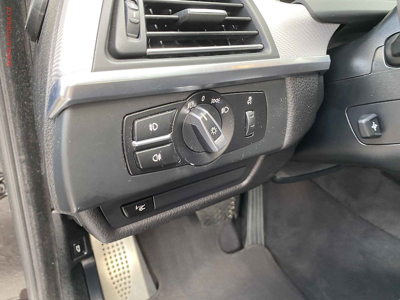 BMW Řada 6 (2014) 3.0 D 640d xDrive, ČR, M - fotka 18 z 23