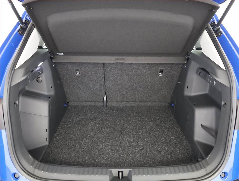 Škoda Elroq (2025) Essence 60 (63 kWh), SoH 99% - fotka 18 z 21