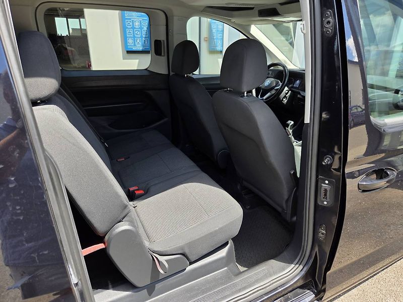 Volkswagen Caddy (2021) Maxi 2.0 TDI - fotka 28 z 33