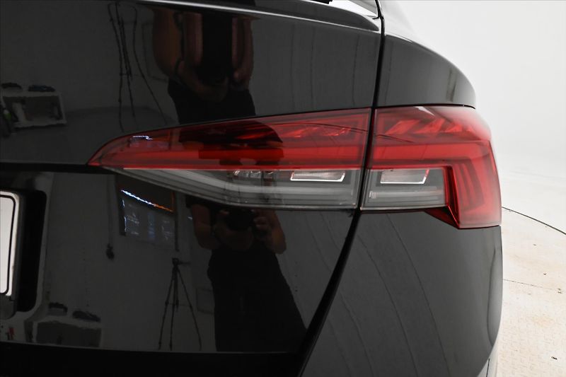 Škoda Octavia 1,5 TSI 110 kW TAŽNÉ NAVI Záru - fotka 31 z 32
