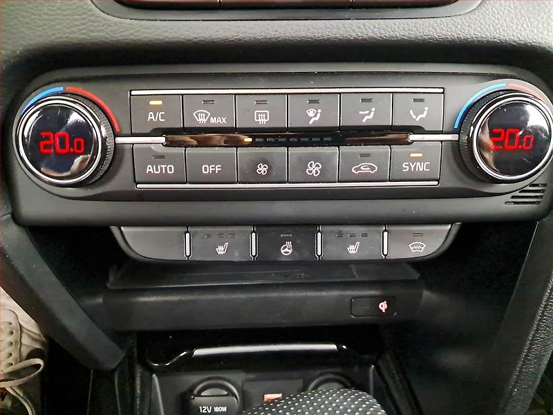 Kia Pro_Ceed (2022) GT 1.6 T-GDI - fotka 23 z 27