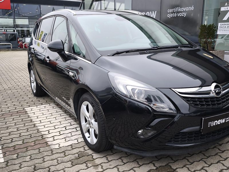 Opel Zafira 2012 ČR 1.4T 103kW  - fotka 17 z 34