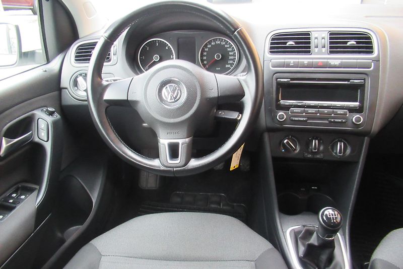 Volkswagen Polo 1.2 TDI KLIMA - fotka 10 z 19