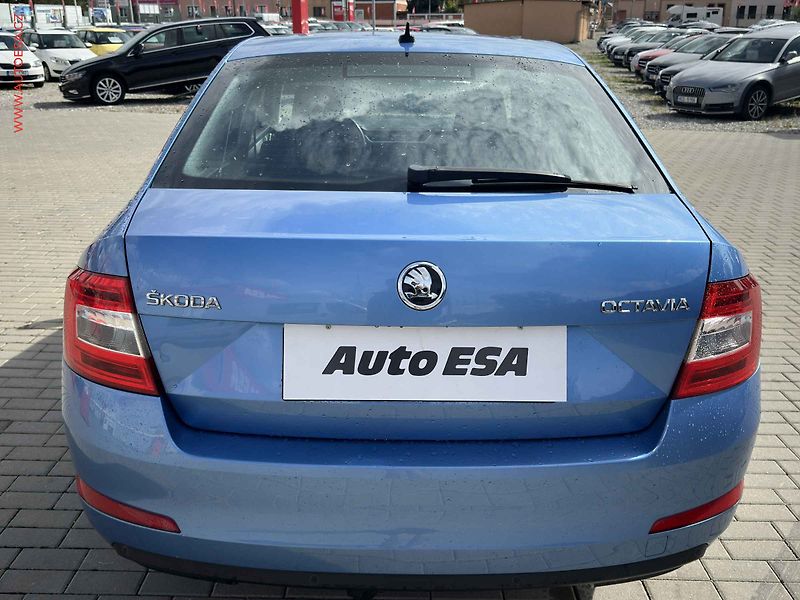 Škoda Octavia (2016) 1.4 TSi, ČR, Bixenon - fotka 5 z 21