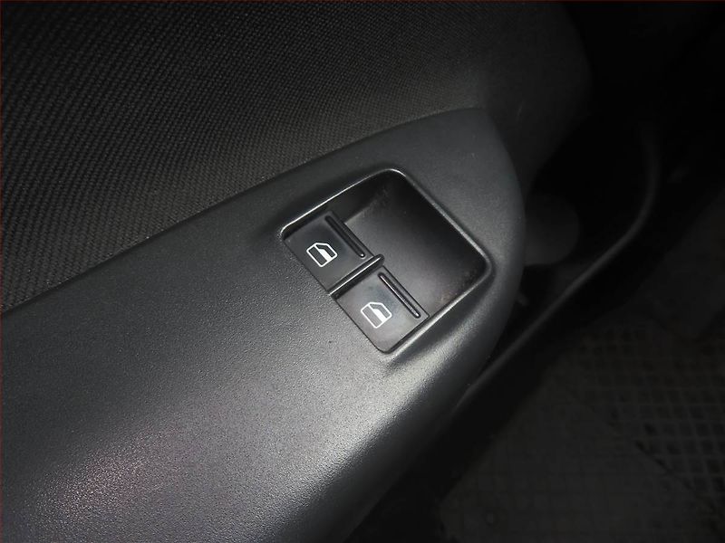 Škoda Octavia (2011) 1.2 TSI, po STK, dobrý stav - fotka 15 z 15