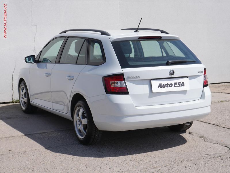 Škoda Fabia (2015) 1.0i, ČR, AC - fotka 4 z 17