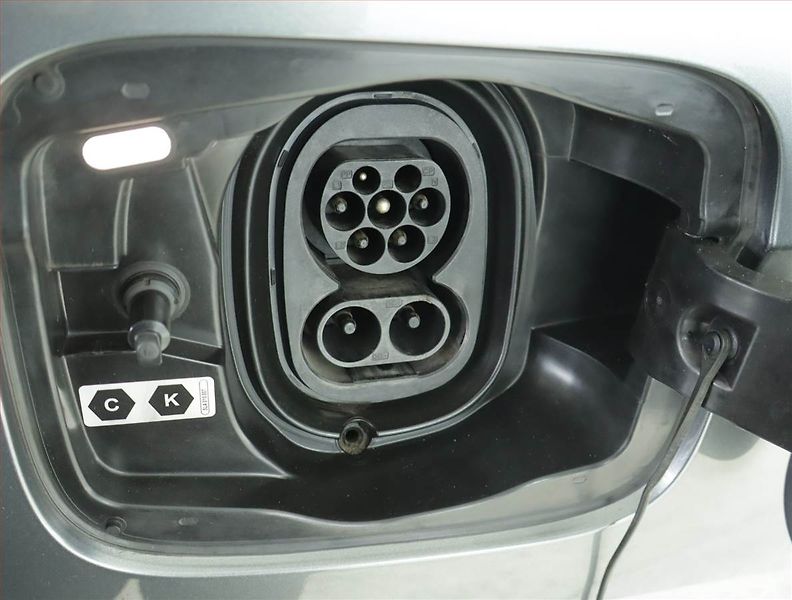 Škoda Enyaq (2022) iV 80 (82 kWh), SoH 96% - fotka 18 z 19
