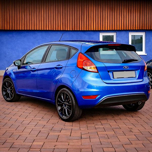 Ford Fiesta (2013) 1.25 16v  60 kw top stav - fotka 3 z 28