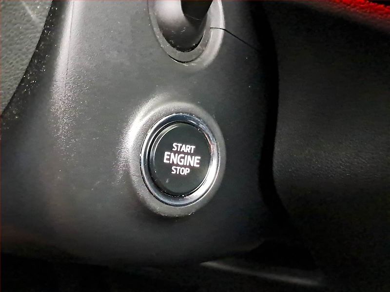 Škoda Kamiq (2023) Monte Carlo 1.0 TSI - fotka 19 z 21