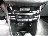 Peugeot 2008 (2019) 1.2 PT, ČR, AT - náhled 14