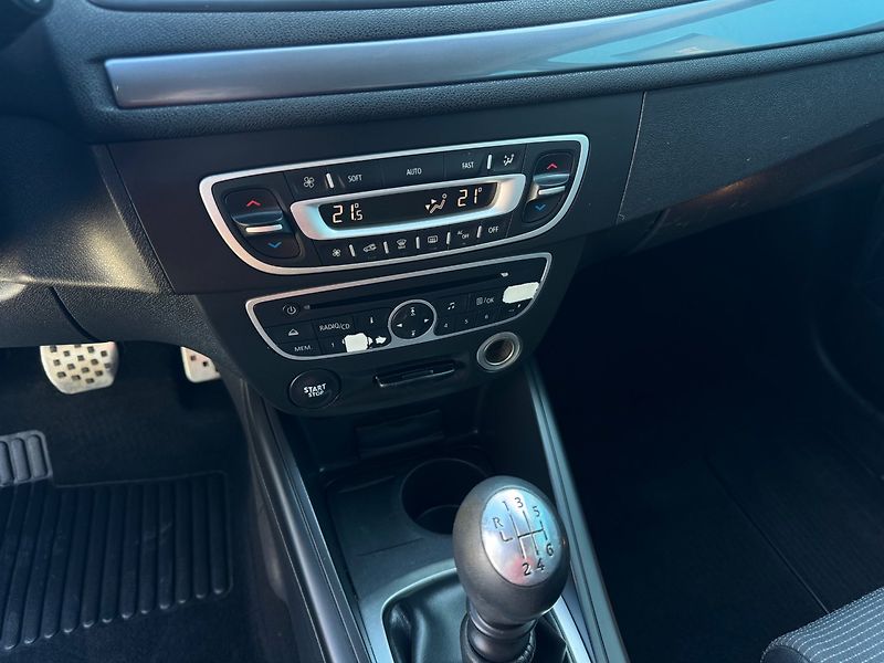 Renault Mégane (2010) 1.5 DCi GT-line ČR, 1.majitel - fotka 13 z 44