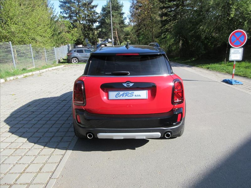 Mini Countryman 2,0 SD ALL4, JCW, Panorama, No - fotka 8 z 31