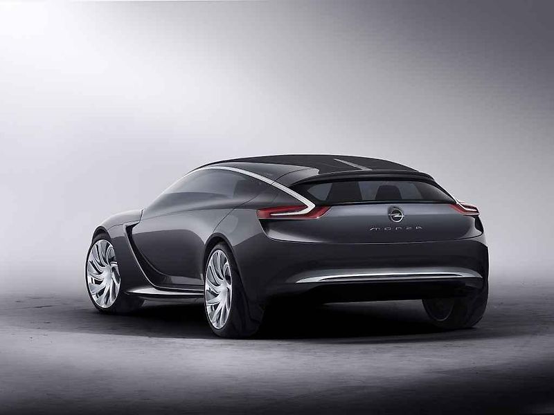 Koncept Opel Monza.