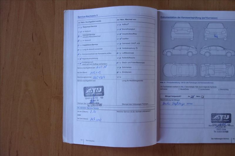 Volkswagen Golf 1,2 TSi 77KW, SERVISNÍ KNIHA. - fotka 44 z 48